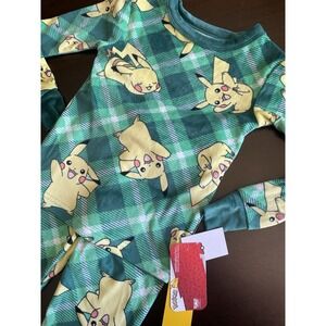 Pokemon  Unisex Size 4 Green Fleece Pikachu Long Sleeve Pajama Set NWT